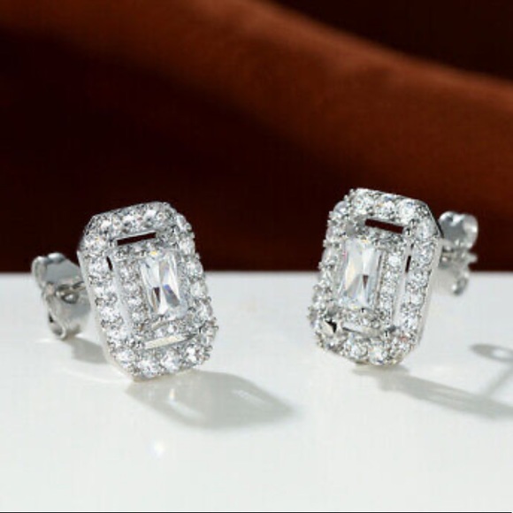 NWT sterling silver stud earrings - Picture 2 of 4